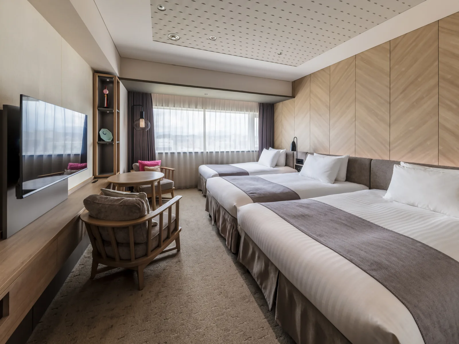 Solaria Nishitetsu Hotel Fukuoka guest room interior with contemporary furnishings and city-facing windows