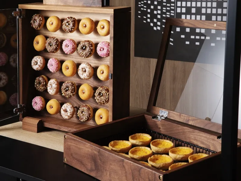 The "tottette" complimentary afternoon snack service in the lobby